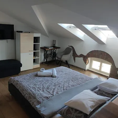 Anthea Apartment